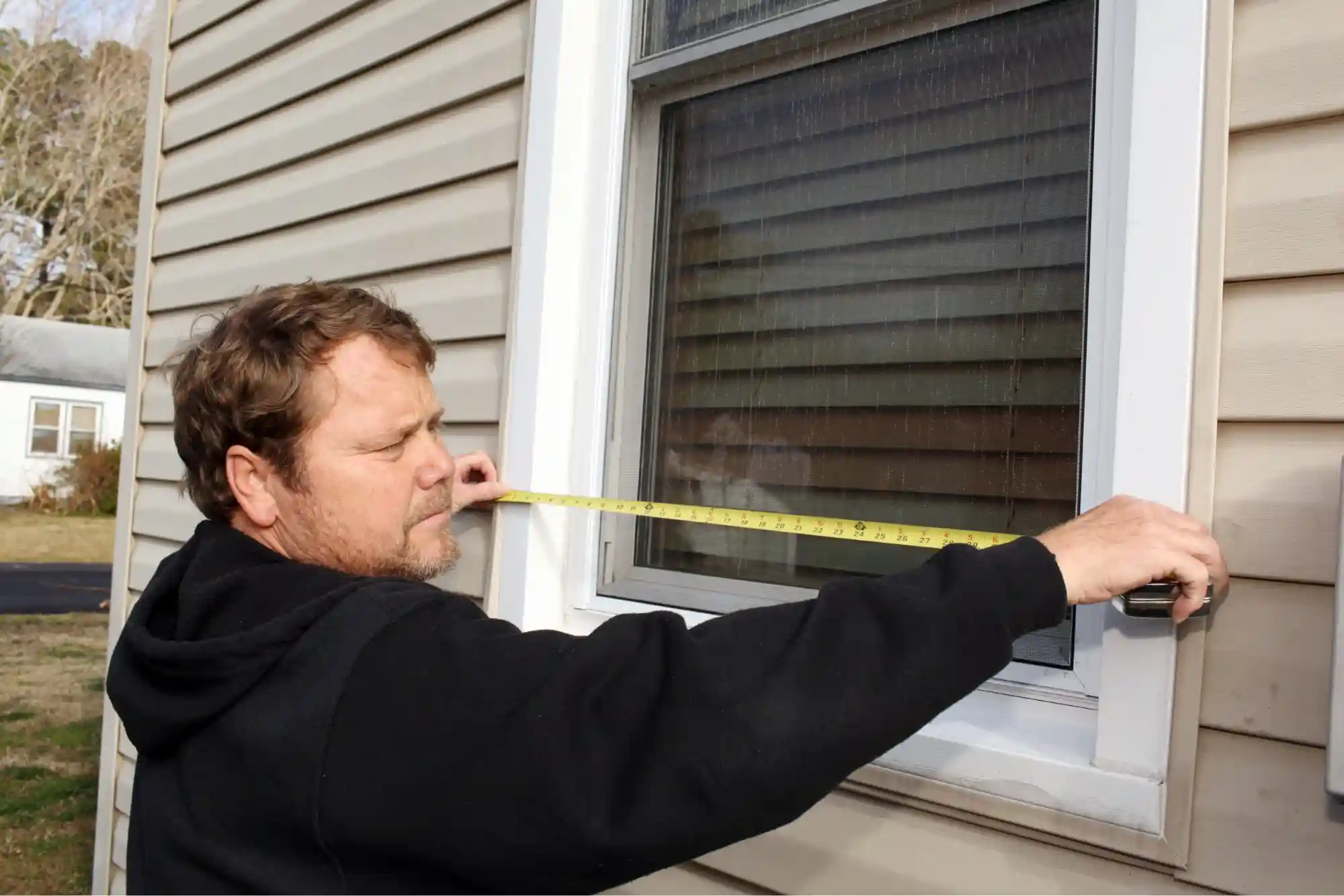 measuring for foggy window repair